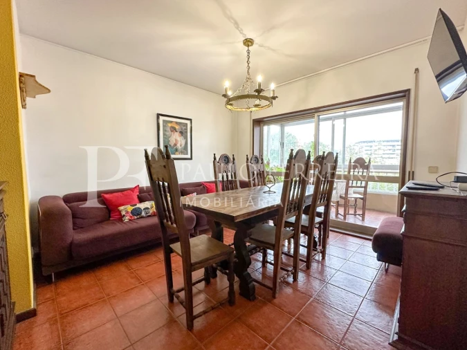 Quarto para Arrendamento em Vila Nova de Famalicão e Calendário Foto 6