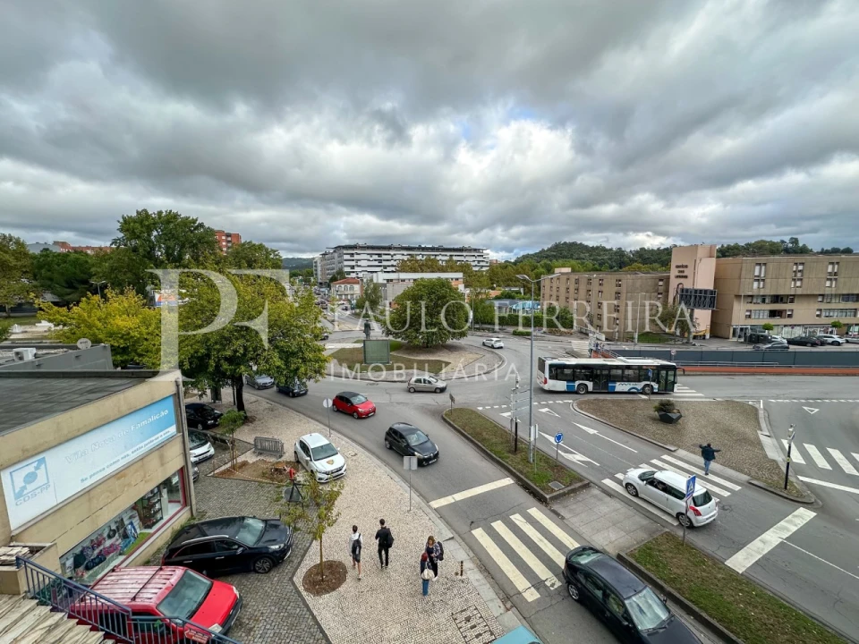 Quarto para Arrendamento em Vila Nova de Famalicão e Calendário Foto 7
