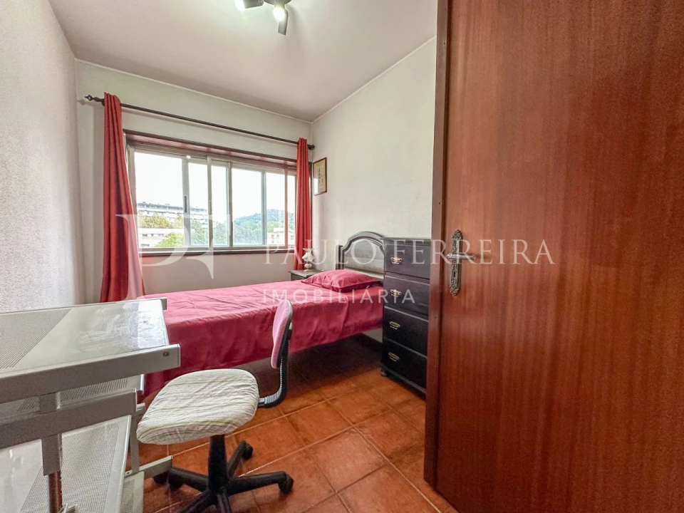 Quarto para Arrendamento em Vila Nova de Famalicão e Calendário Foto 12