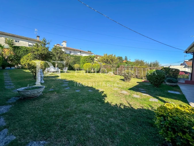 Moradia T3 para Arrendamento em Antas e Abade de Vermoim Foto 7