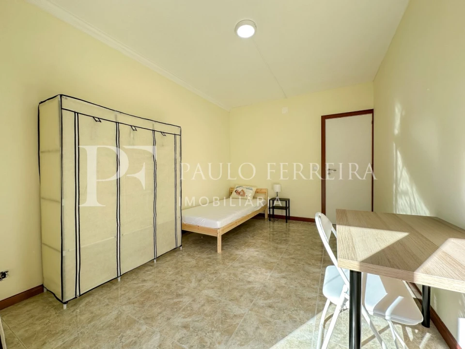 Quarto para Arrendamento em Braga (Maximinos, Sé e Cividade) Foto 5