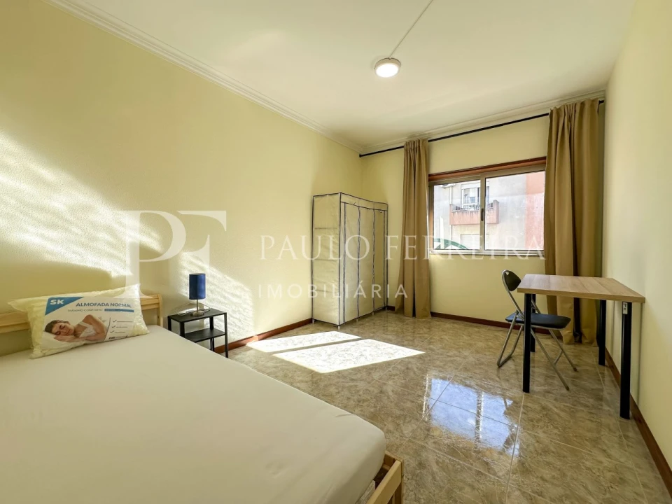 Quarto para Arrendamento em Braga (Maximinos, Sé e Cividade) Foto 7