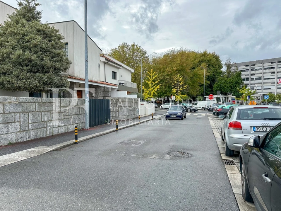 Moradia T4 para Arrendamento em Vila Nova de Famalicão e Calendário Foto 4