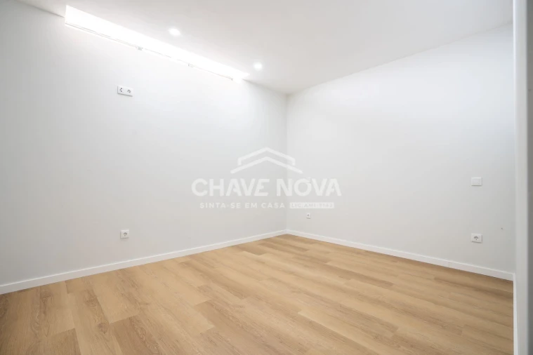 Apartamento T2 para Venda em Cortegaça Foto 10