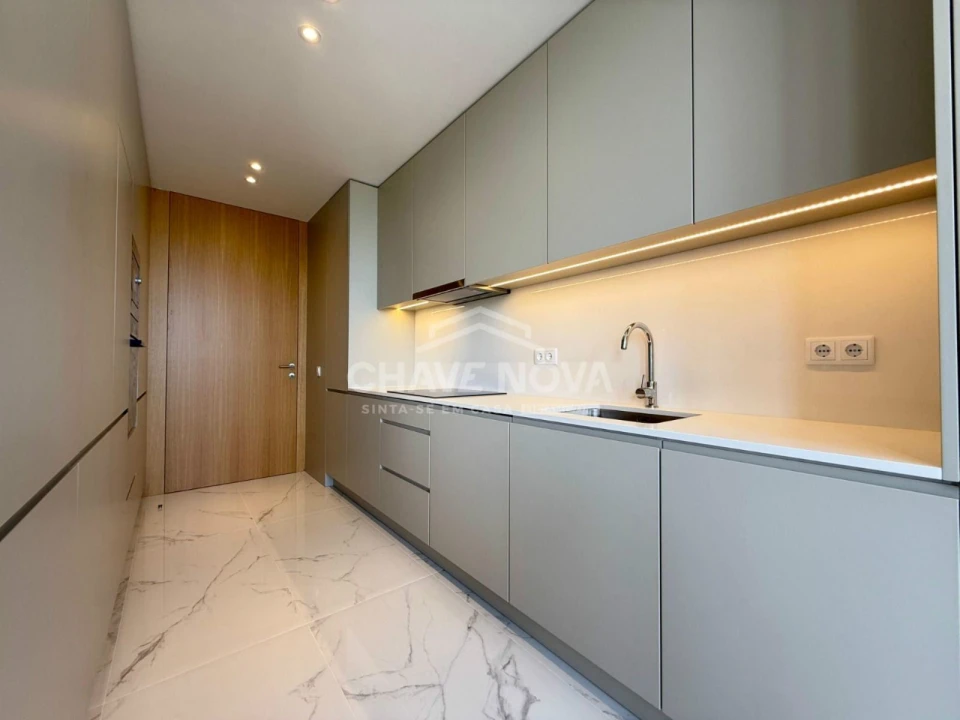 Apartamento T3 para Arrendamento em Canidelo Foto 4