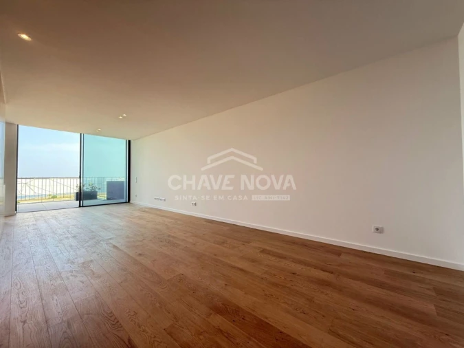 Apartamento T3 para Arrendamento em Canidelo Foto 7