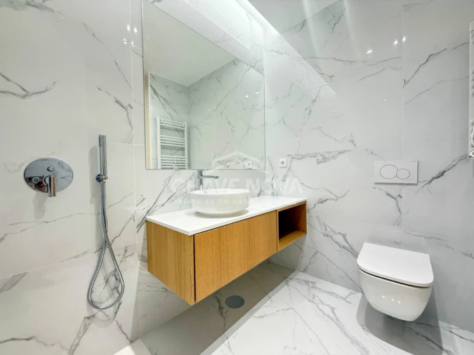 Apartamento T3 para Arrendamento em Canidelo Foto 16