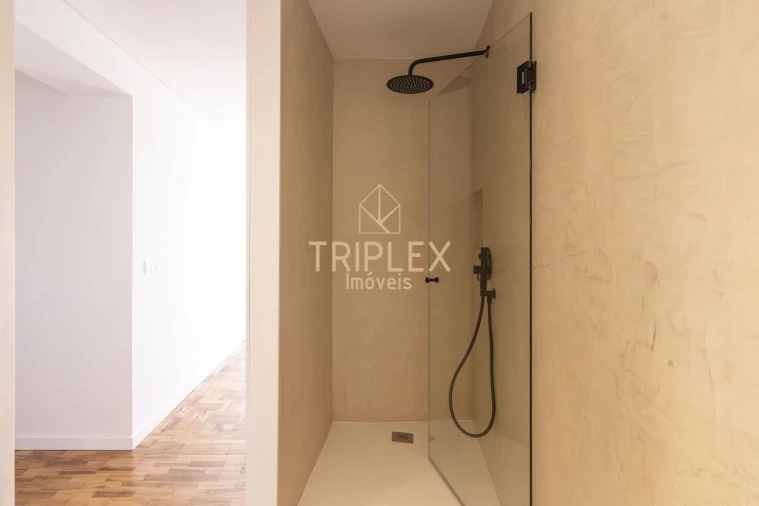 Apartamento T4 para Venda em Cedofeita, Santo Ildefonso, Sé, Miragaia, São Nicolau e Vitória Foto 21