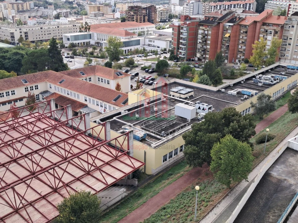 Apartamento T5 para Venda em Sé Nova, Santa Cruz, Almedina e São Bartolomeu Foto 22