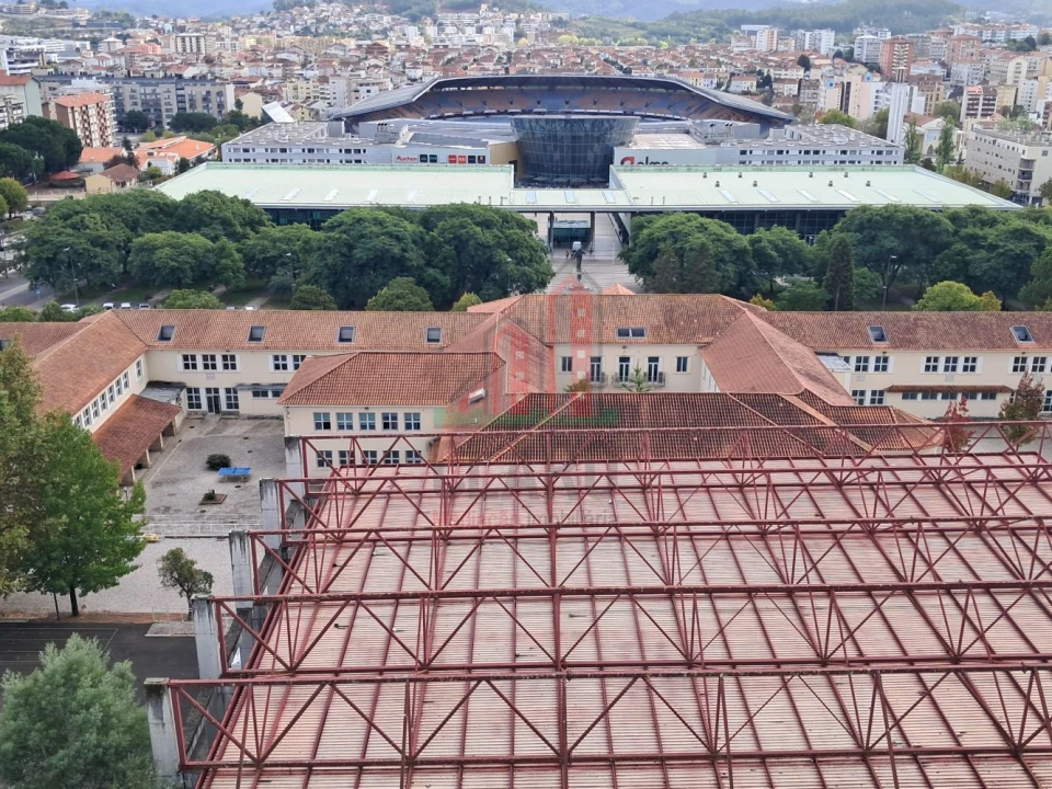 Apartamento T5 para Venda em Sé Nova, Santa Cruz, Almedina e São Bartolomeu Foto 21