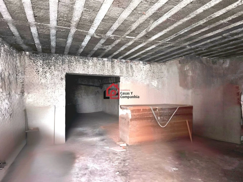 Loja para Venda em Abraveses Foto 18