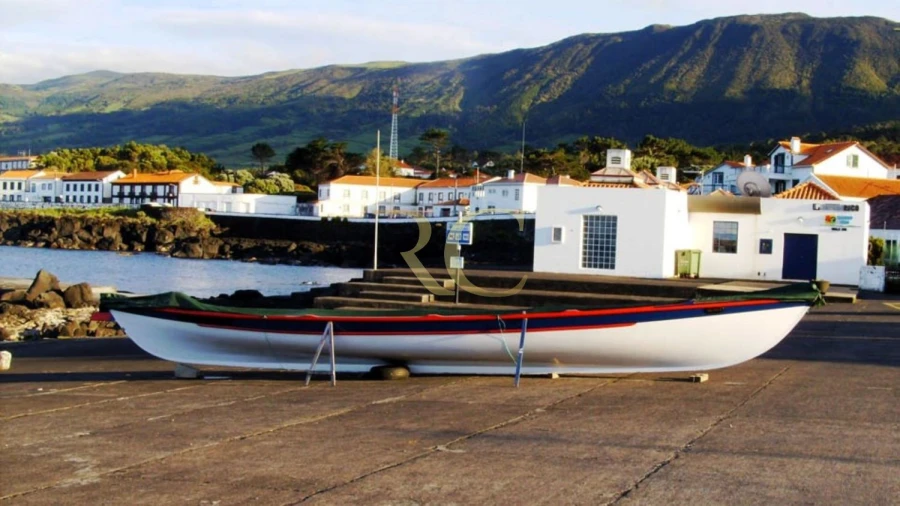 Moradia T9 para Venda em São Roque do Pico Foto 18