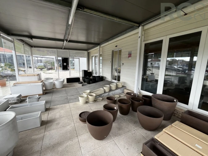 Loja para Arrendamento em Ponte do Rol Foto 11