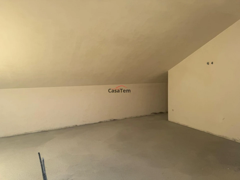 Moradia T3 para Venda em Campo Foto 12