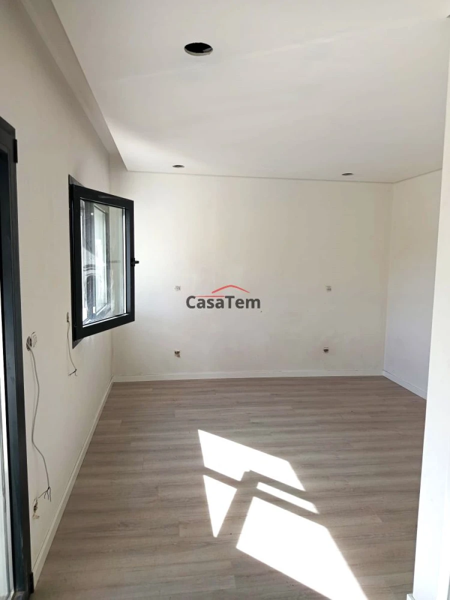 Moradia T3 para Venda em Campo Foto 18