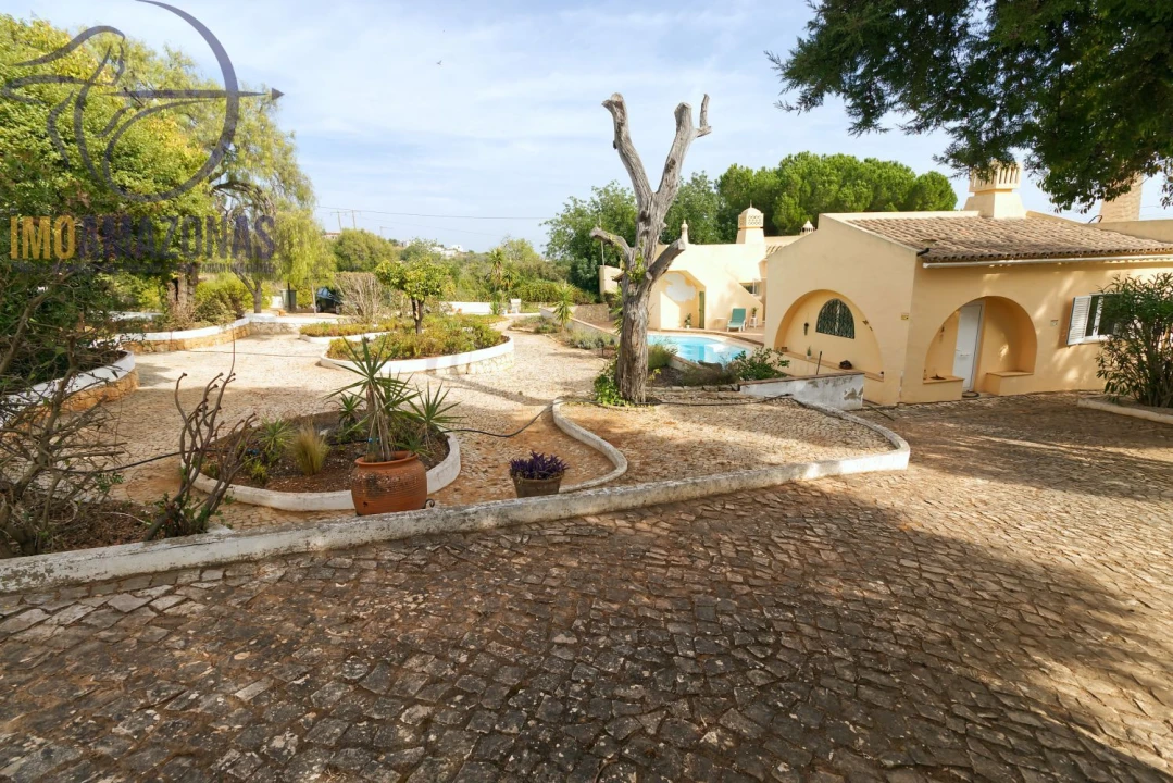 Moradia T4 para Venda em Alcantarilha e Pêra Foto 19