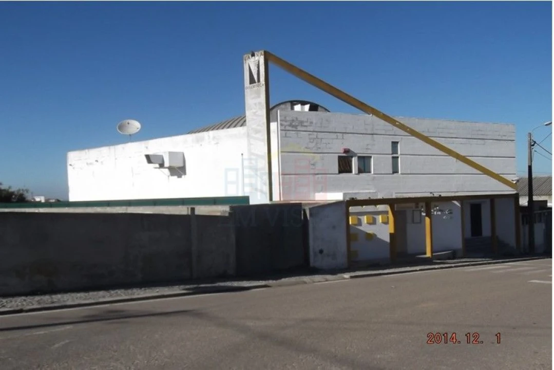 Loja para Venda em Mora Foto 2