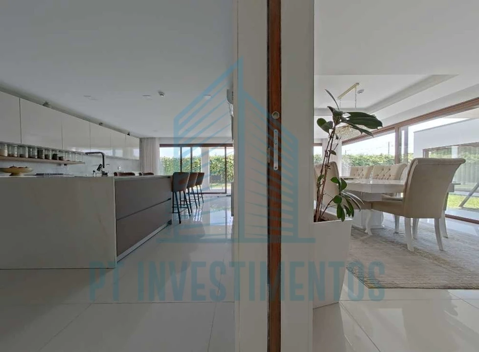 Moradia T5 para Venda em Santa Joana Foto 30