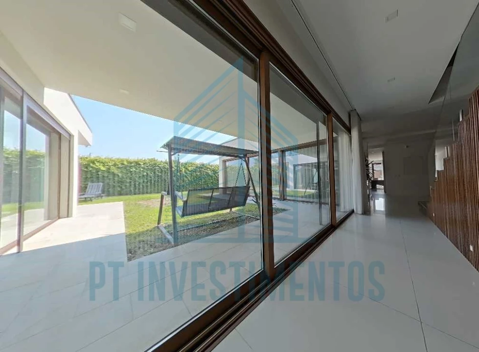 Moradia T5 para Venda em Santa Joana Foto 33