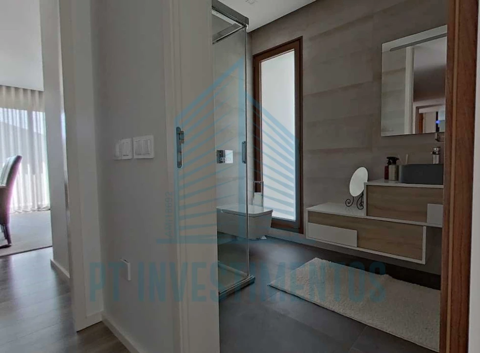 Moradia T5 para Venda em Santa Joana Foto 44