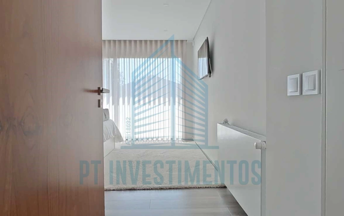 Moradia T5 para Venda em Santa Joana Foto 54