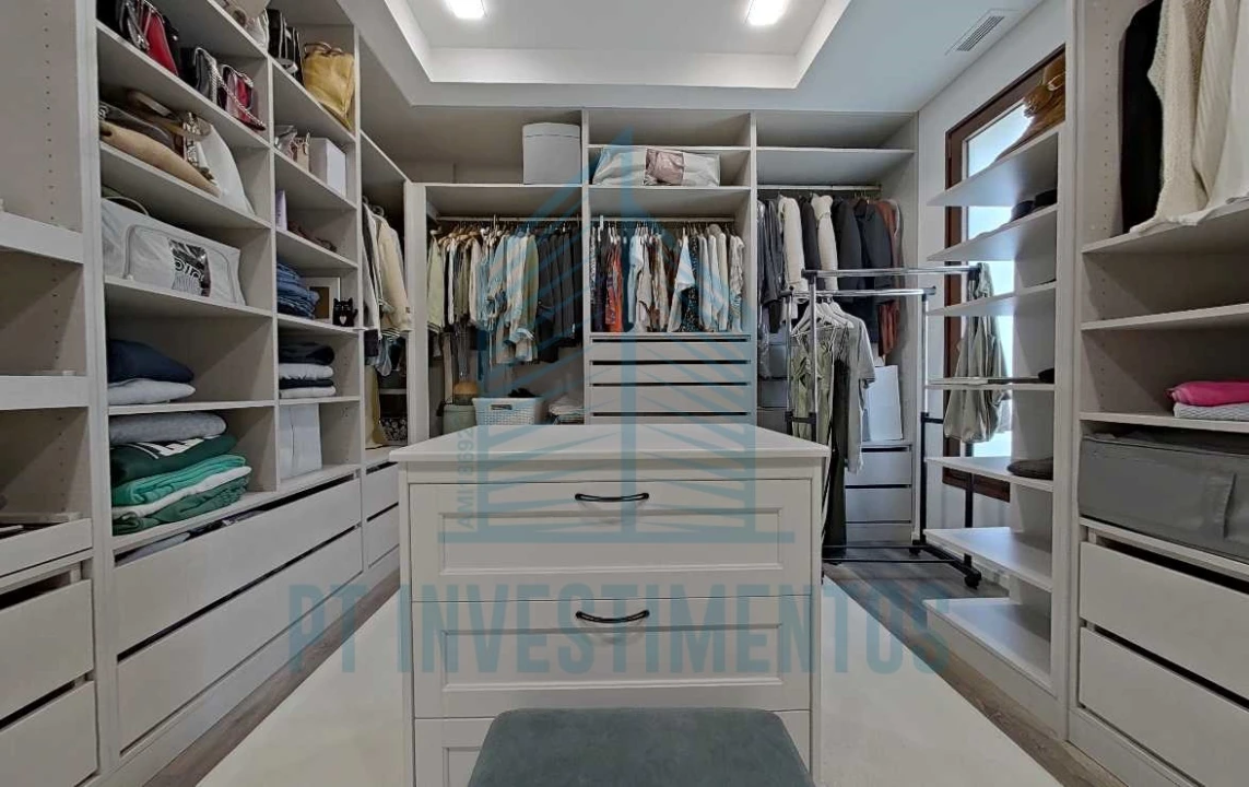 Moradia T5 para Venda em Santa Joana Foto 72