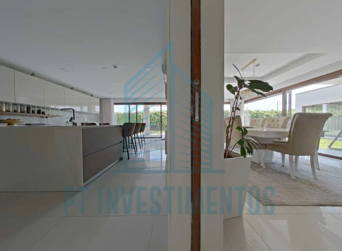 Moradia T5 para Venda em Santa Joana Foto 30