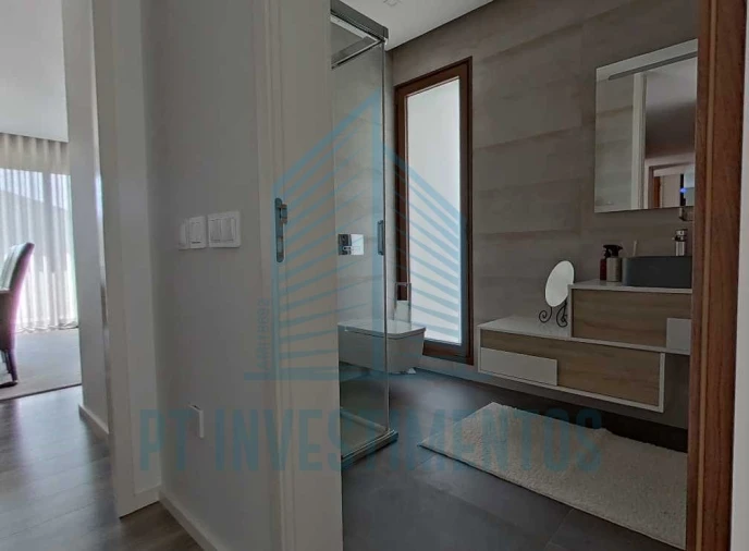 Moradia T5 para Venda em Santa Joana Foto 44