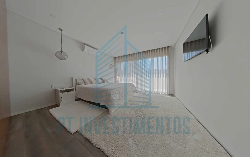 Moradia T5 para Venda em Santa Joana Foto 56