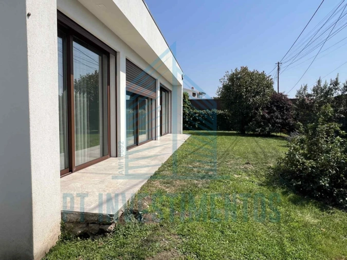 Moradia T5 para Venda em Santa Joana Foto 84