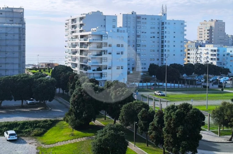 Apartamento T3 para Arrendamento em Póvoa de Varzim, Beiriz e Argivai Foto 18