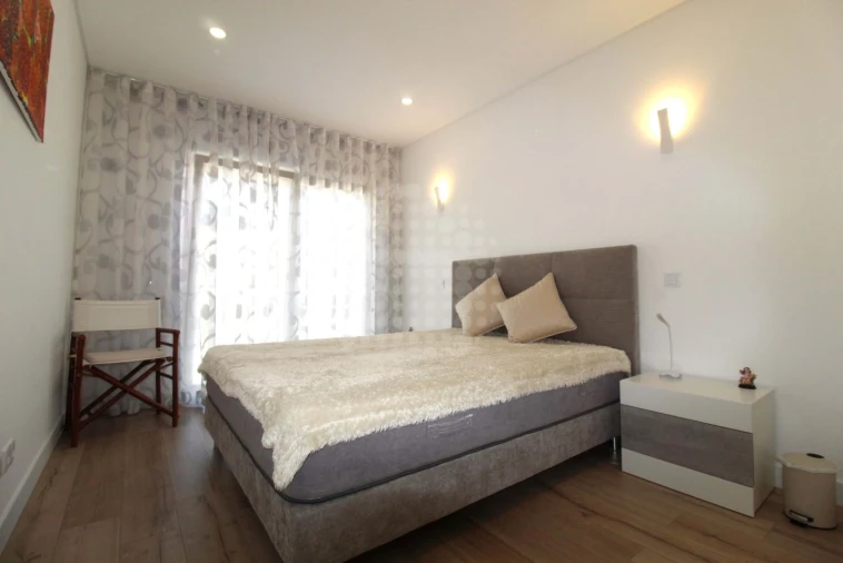 Moradia T3 para Venda em Ferreiras Foto 28