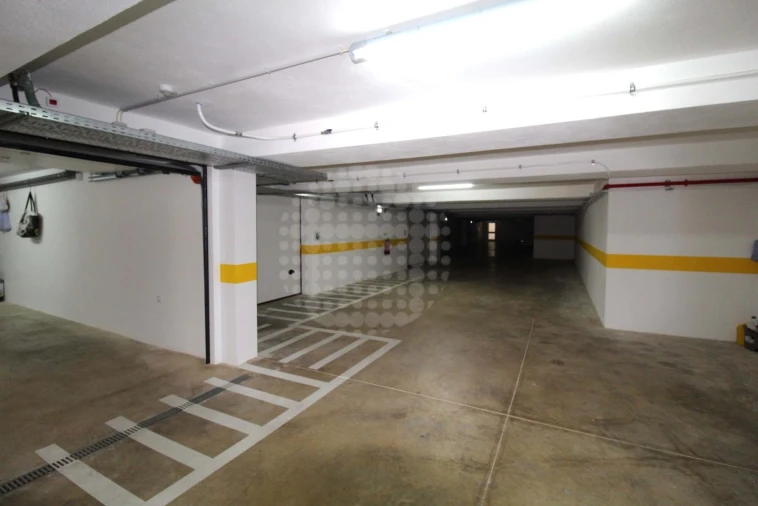 Moradia T3 para Venda em Ferreiras Foto 39