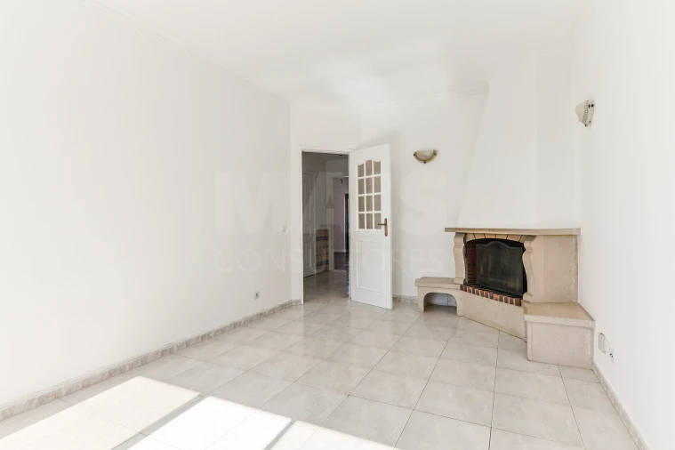 Apartamento T2 para Venda em Barcarena Foto 8