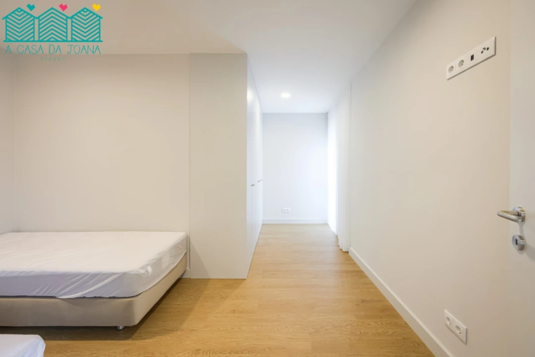 Apartamento T2 para Arrendamento em Glória e Vera Cruz Foto 12