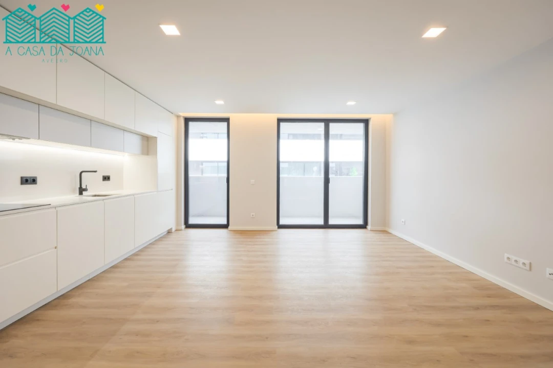 Apartamento T2 para Arrendamento em Esgueira Foto 3