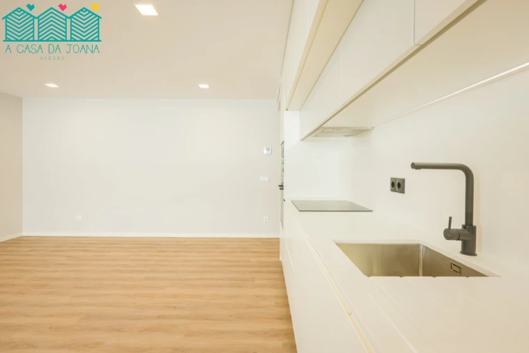 Apartamento T2 para Arrendamento em Esgueira Foto 6