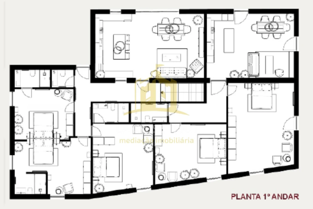 Moradia T9 para Venda em Cantelães Foto 10