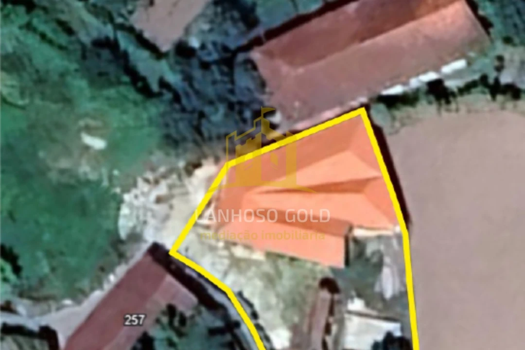 Moradia T9 para Venda em Cantelães Foto 12