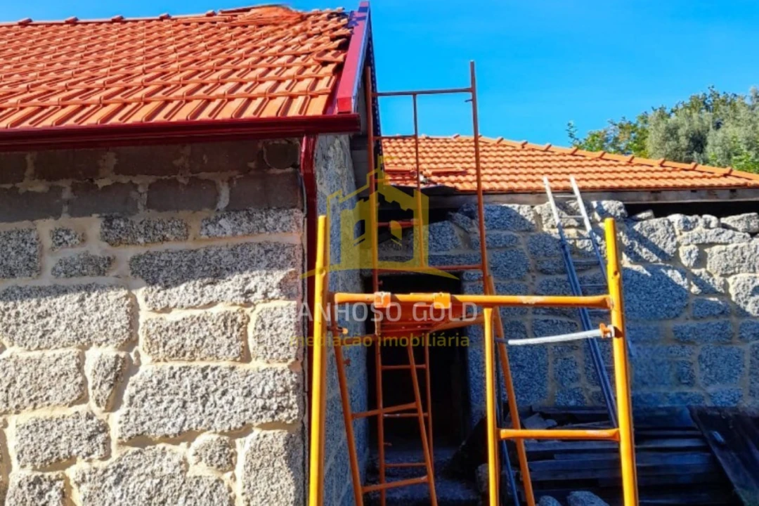 Moradia T9 para Venda em Cantelães Foto 18