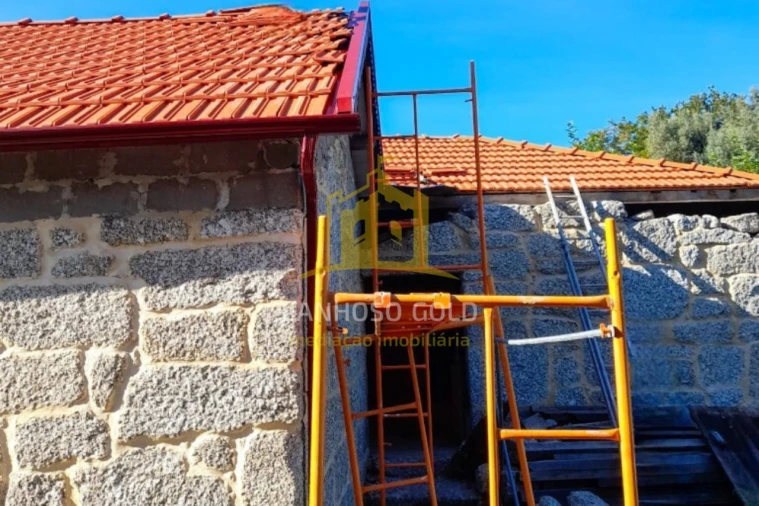 Moradia T9 para Venda em Cantelães Foto 18