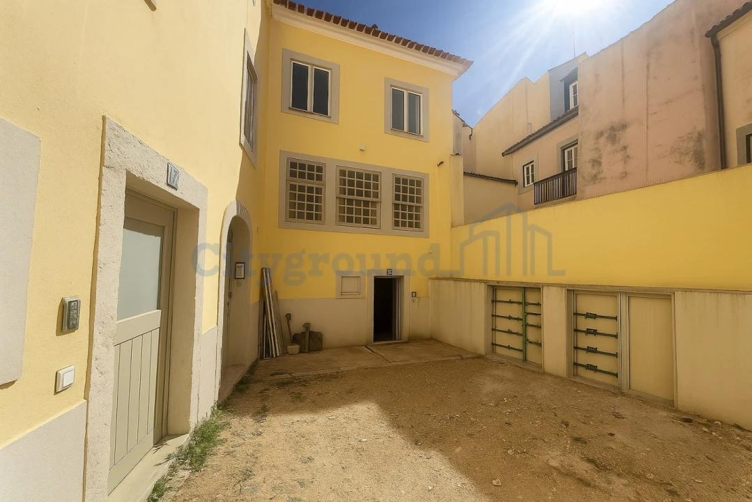 Prédio para Venda em Santa Maria Maior Foto 1