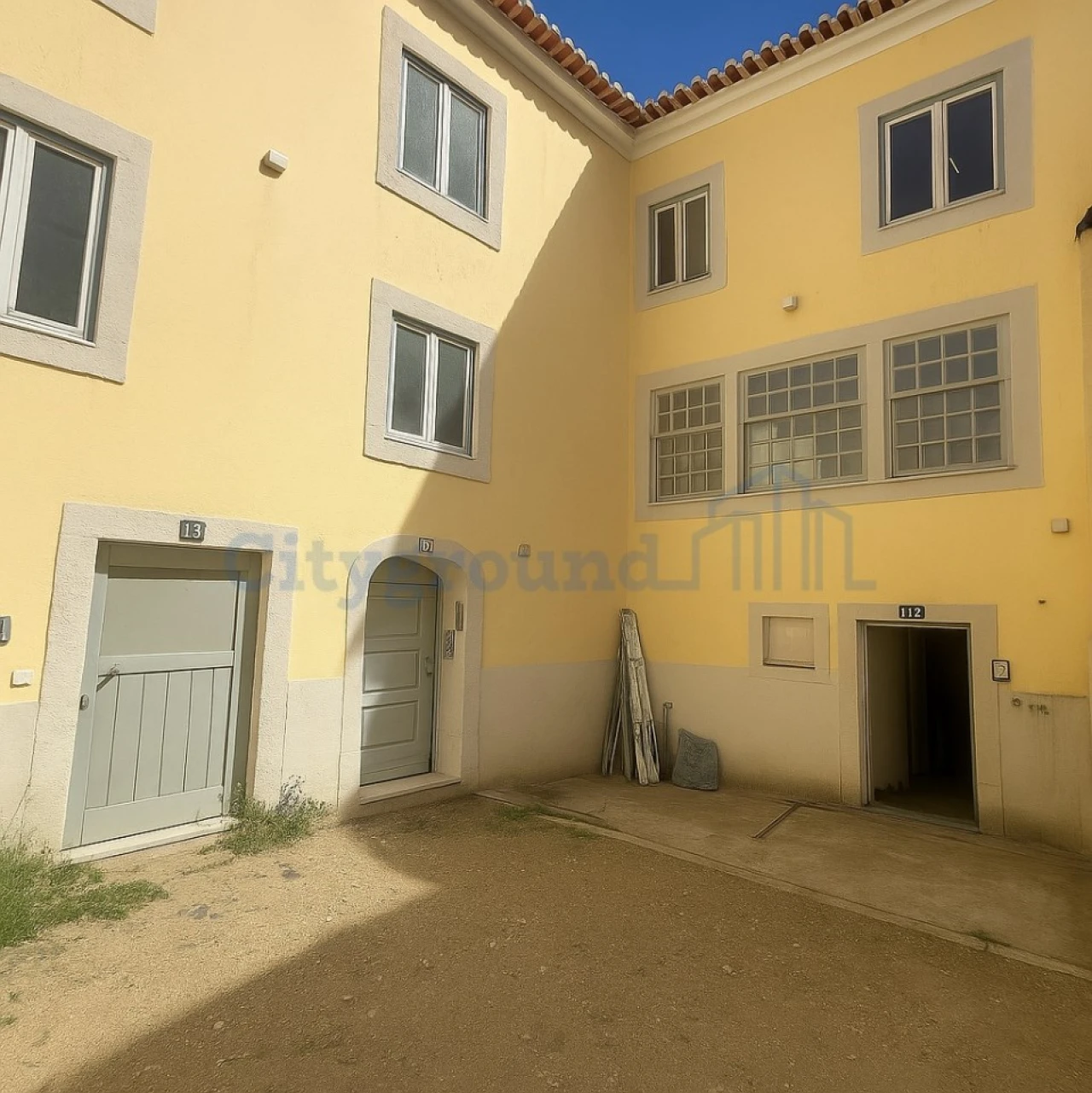 Prédio para Venda em Santa Maria Maior Foto 3