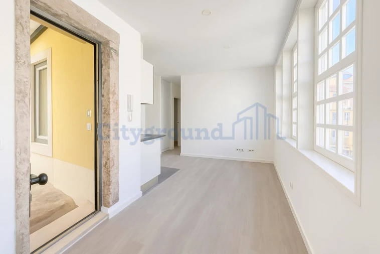 Prédio para Venda em Santa Maria Maior Foto 13
