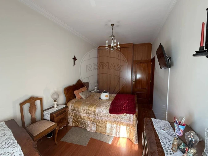 Apartamento T2 para Arrendamento em Venteira Foto 11