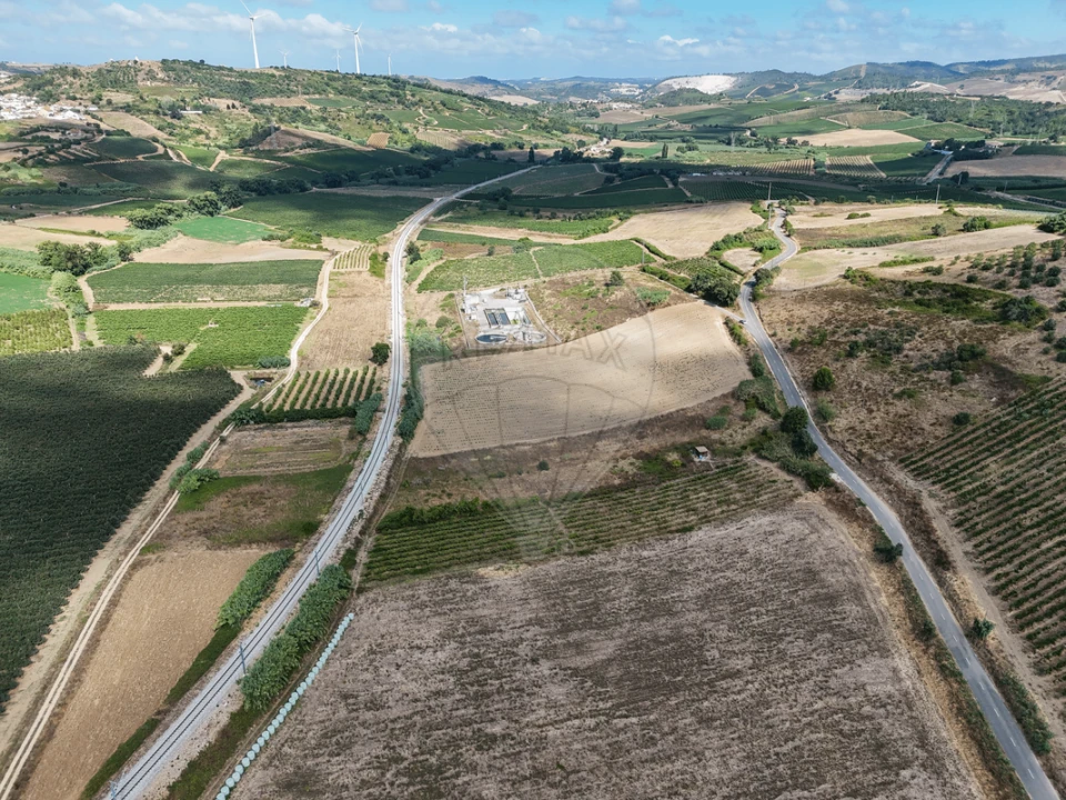 Terreno para Venda em Dois Portos e Runa Foto 5