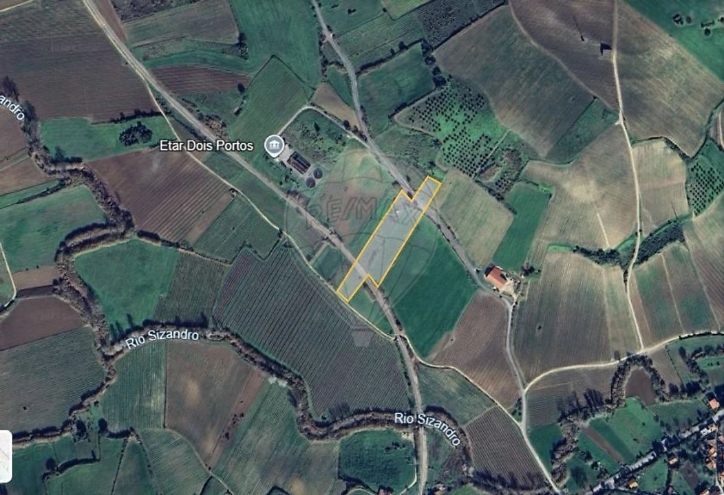 Terreno para Venda em Dois Portos e Runa Foto 1