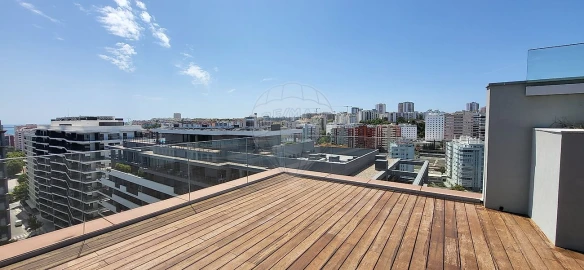 Apartamento T4 para Venda em Algés, Linda-A-Velha e Cruz Quebrada-Dafundo