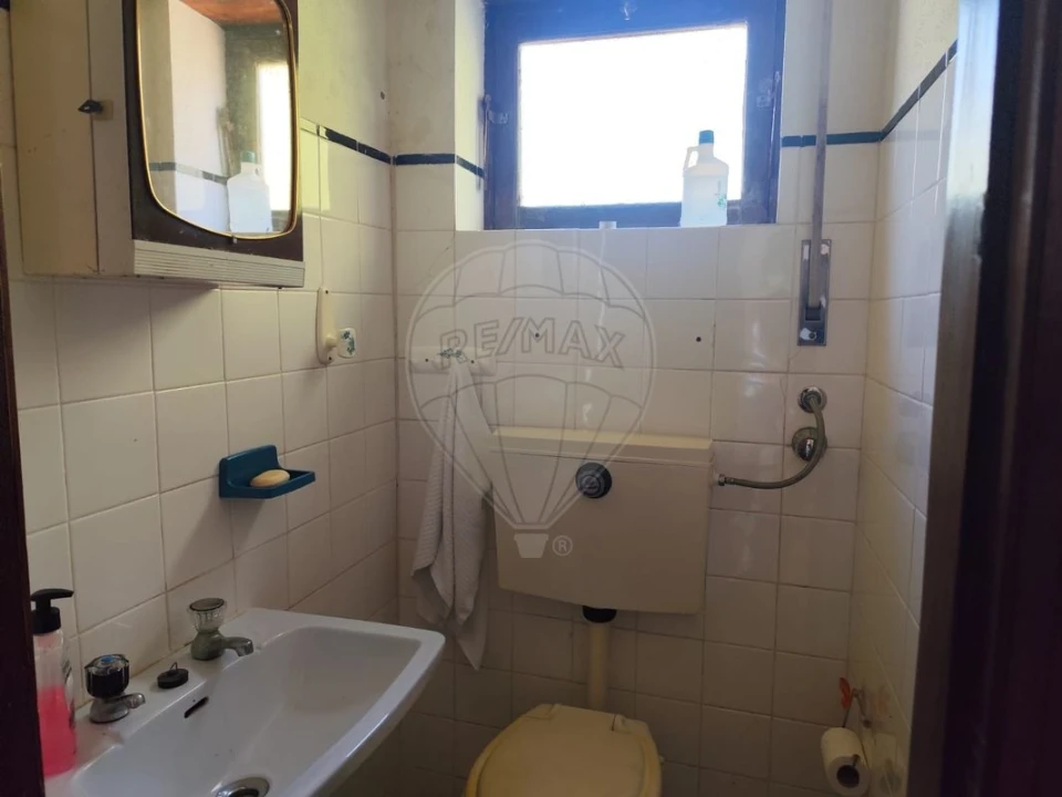 Moradia T3 para Venda em Celeiros Foto 5