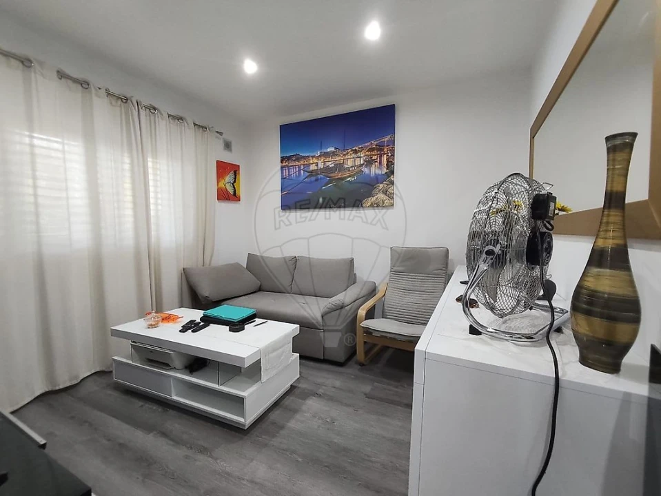 Moradia T2 para Venda em Avintes Foto 21